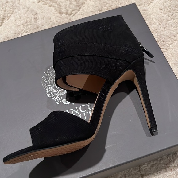 Vince Camuto heel NIB - Picture 5 of 6